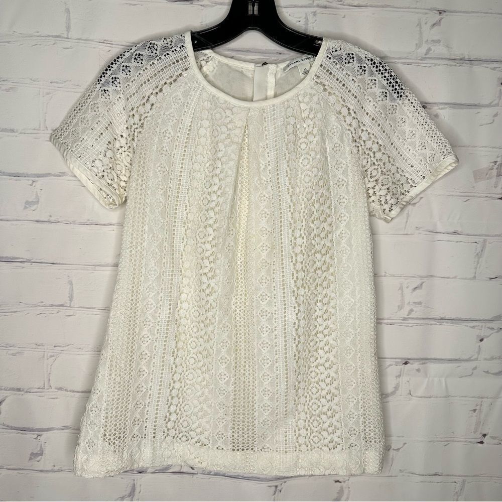 Banana Republic size 10/small creme lace top
